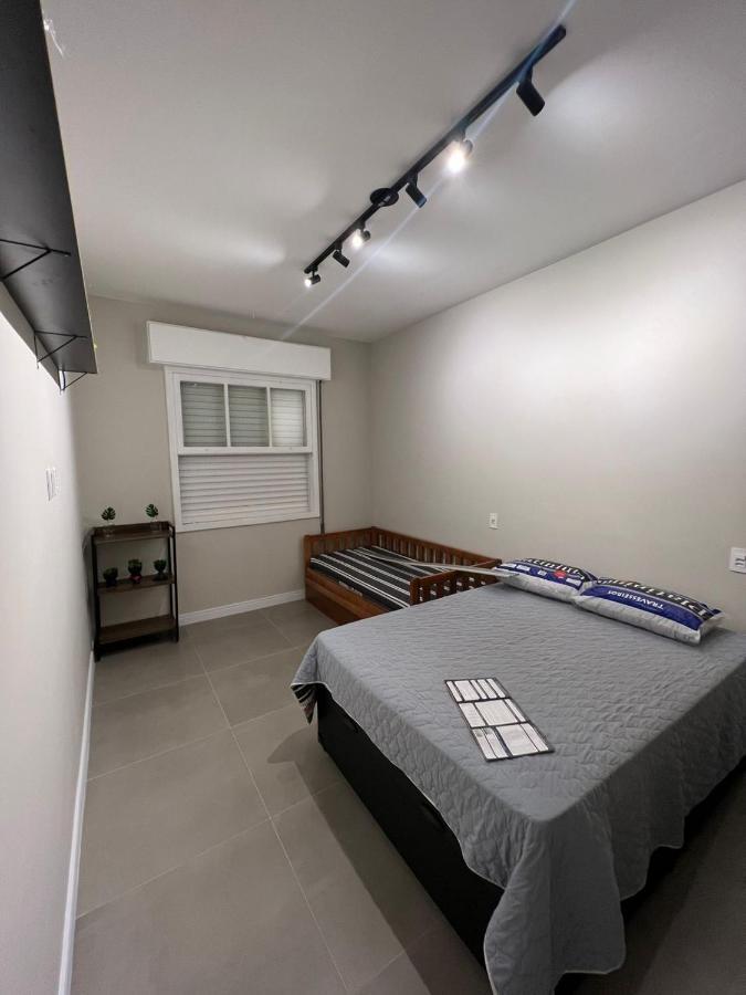 Apartmán Lindo Apartamento Em Frente A Praia - Santos Exteriér fotografie